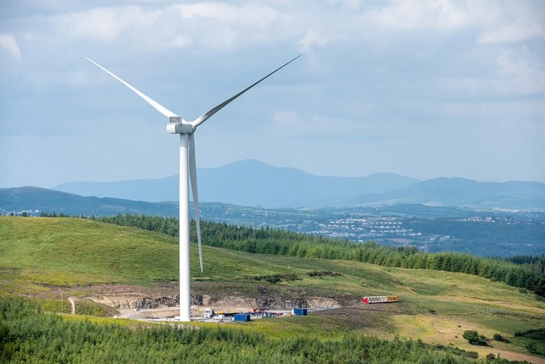 Microsoft si assicura l’acquisto di energia eolica per i data center irlandesi